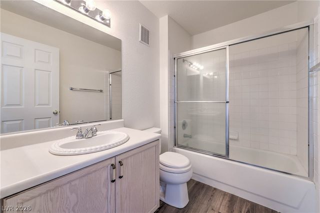 7637 Bauble Avenue, Las Vegas, NV 89128