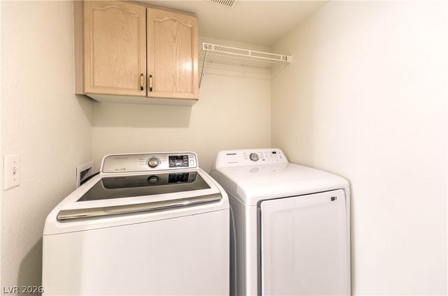 7637 Bauble Avenue, Las Vegas, NV 89128