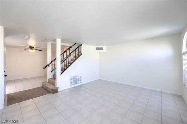 7637 Bauble Avenue, Las Vegas, NV 89128