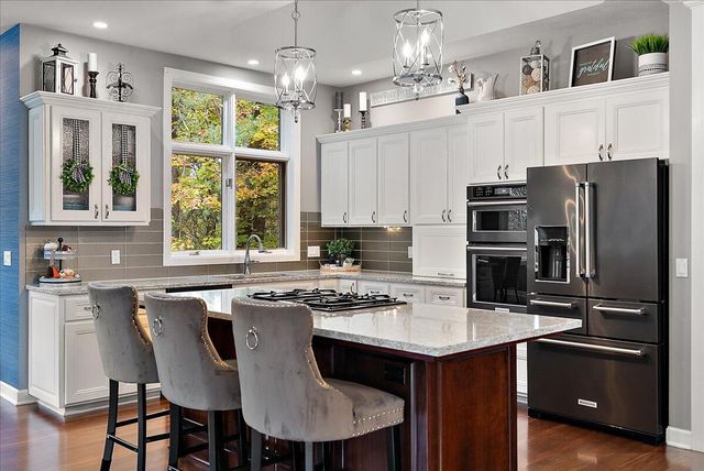 7160 Hawick Court, Belmont, MI 49306