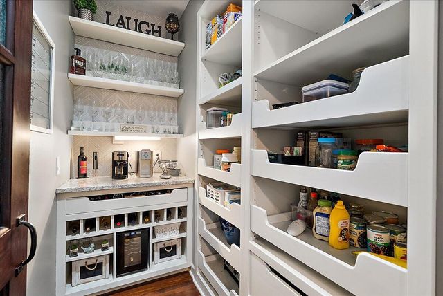 7160 Hawick Court, Belmont, MI 49306