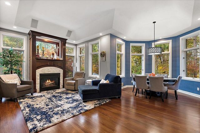 7160 Hawick Court, Belmont, MI 49306