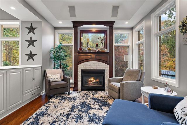 7160 Hawick Court, Belmont, MI 49306