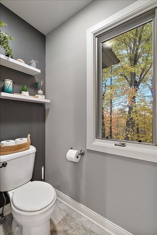 7160 Hawick Court, Belmont, MI 49306