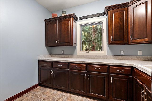 7160 Hawick Court, Belmont, MI 49306