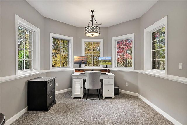 7160 Hawick Court, Belmont, MI 49306