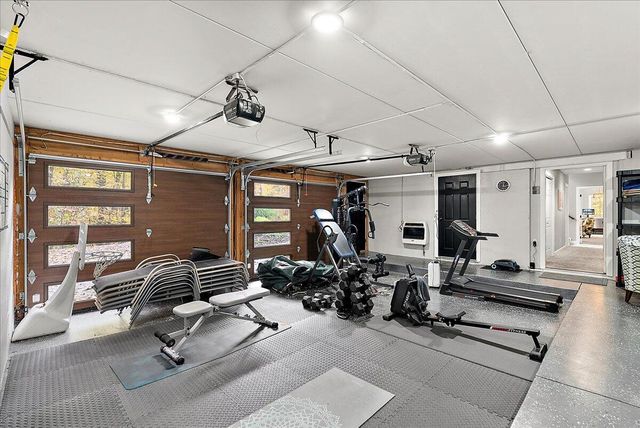 7160 Hawick Court, Belmont, MI 49306