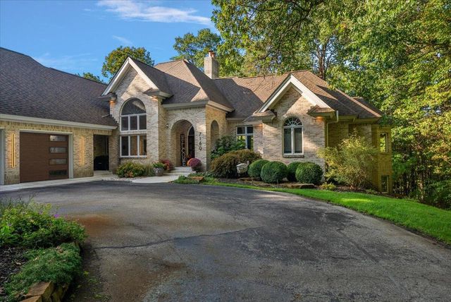 7160 Hawick Court, Belmont, MI 49306