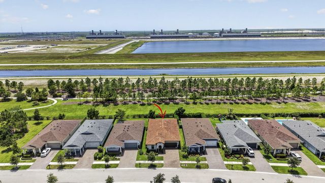 1217 Wandering Willow Way, Loxahatchee, FL 33470