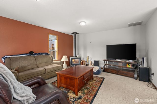 3730 Golden Eagle Loop SE, Olympia, WA 98513