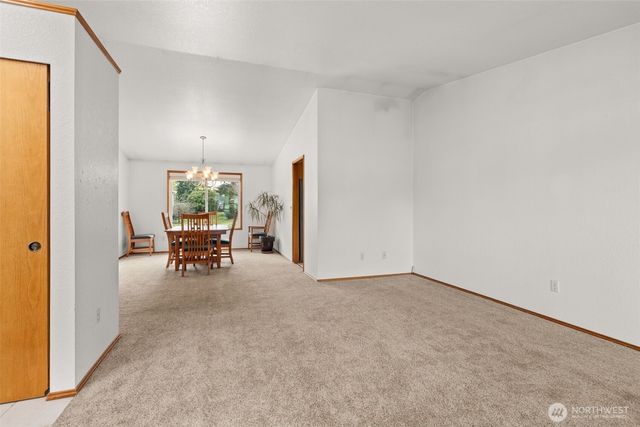 3730 Golden Eagle Loop SE, Olympia, WA 98513