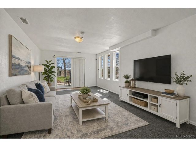 580 S Elm St, Keenesburg, CO 80643