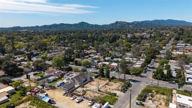 2034 El Molino, Altadena, CA 91001