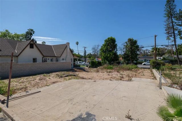 2034 El Molino, Altadena, CA 91001