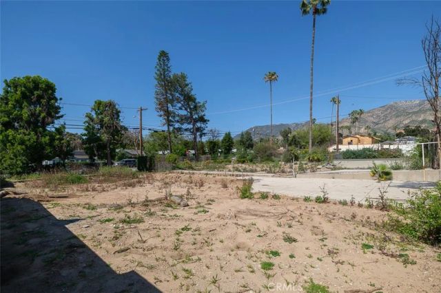 2034 El Molino, Altadena, CA 91001