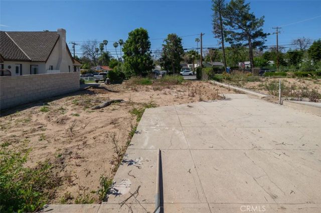 2034 El Molino, Altadena, CA 91001