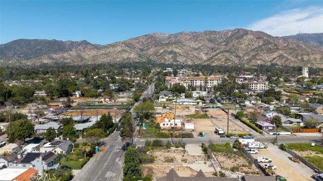 2034 El Molino, Altadena, CA 91001