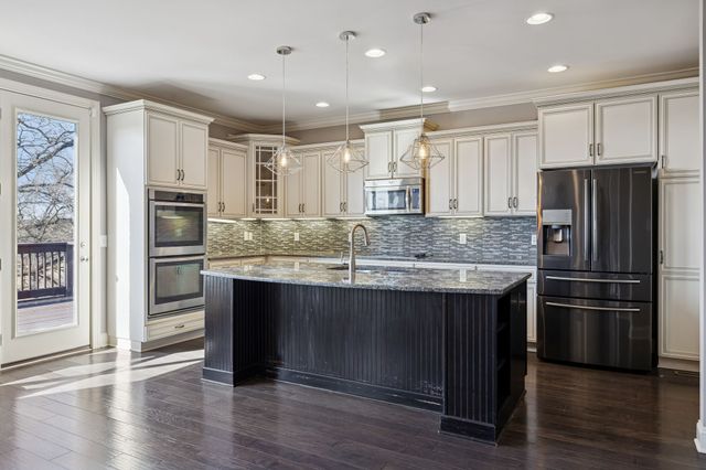 4125 Stone Hall Blvd, Hermitage, TN 37076