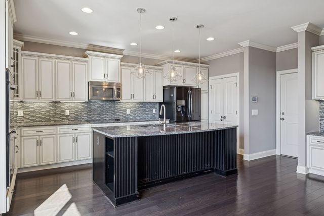 4125 Stone Hall Blvd, Hermitage, TN 37076