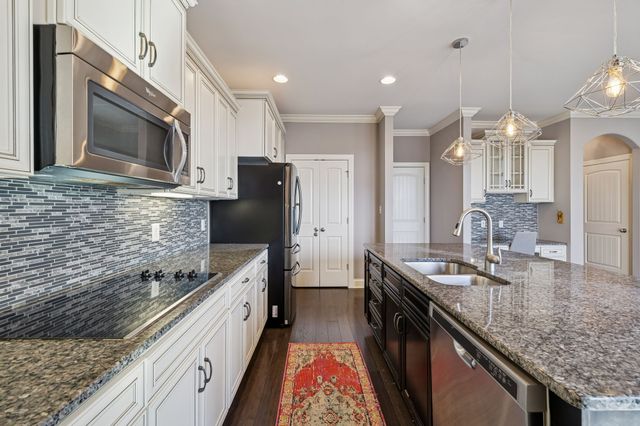 4125 Stone Hall Blvd, Hermitage, TN 37076