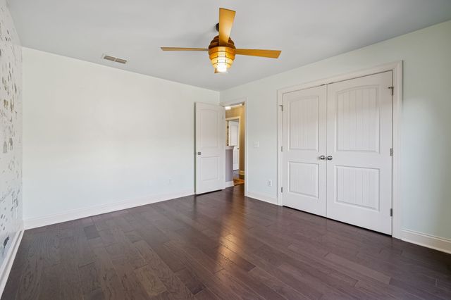 4125 Stone Hall Blvd, Hermitage, TN 37076