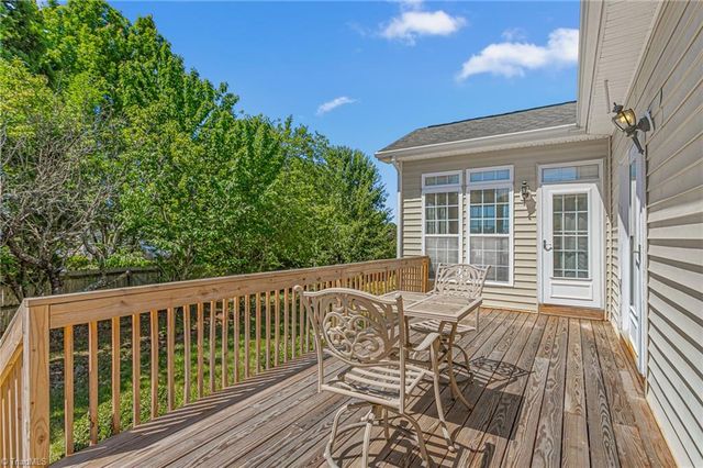 6812 W Whirlaway Court, Whitsett, NC 27377