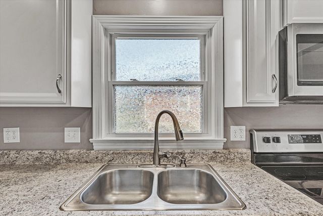 4608 Elva RD, Roanoke, VA 24017