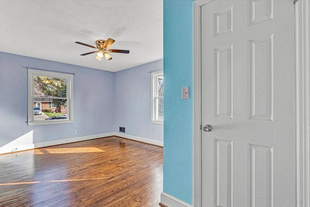 4608 Elva RD, Roanoke, VA 24017