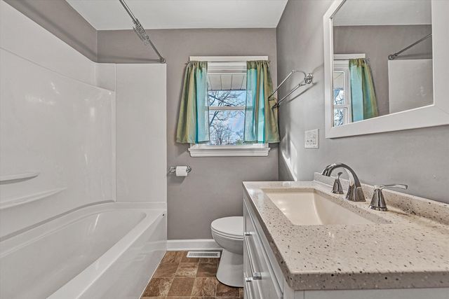 4608 Elva RD, Roanoke, VA 24017