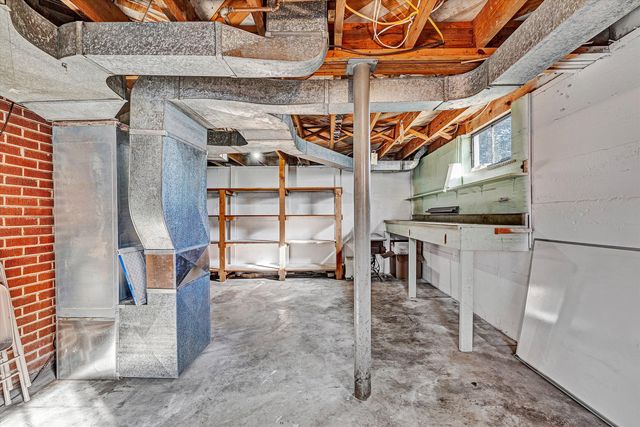 4608 Elva RD, Roanoke, VA 24017