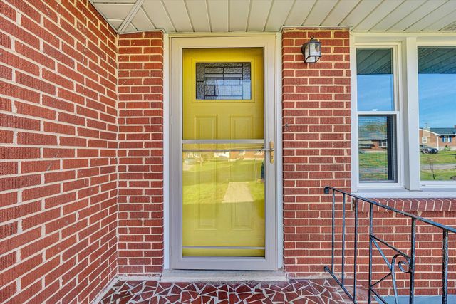 4608 Elva RD, Roanoke, VA 24017