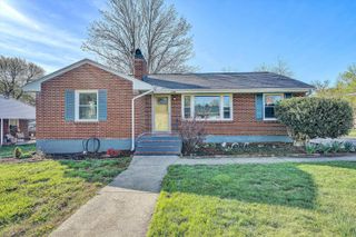 4608 Elva RD, Roanoke, VA 24017