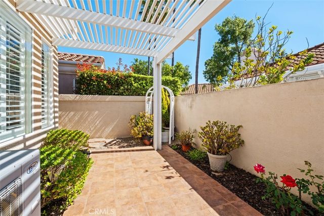 21522 Andorra, Mission Viejo, CA 92692