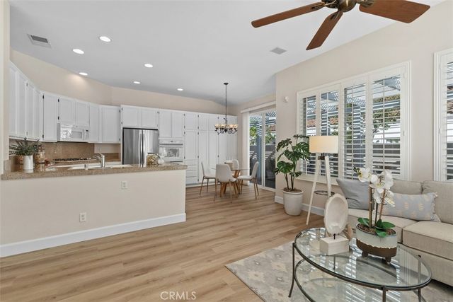 21522 Andorra, Mission Viejo, CA 92692