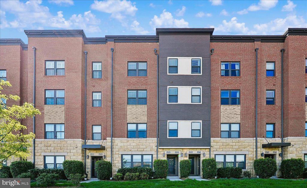 44860 TIVERTON SQ, Ashburn, VA 20147
