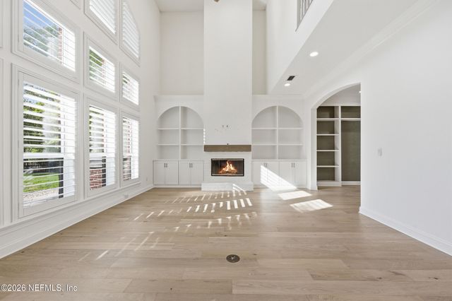 11802 MANDARIN Road, Jacksonville, FL 32223