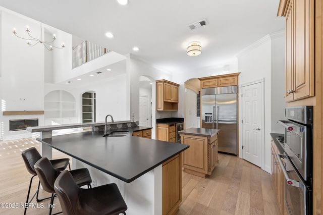 11802 MANDARIN Road, Jacksonville, FL 32223