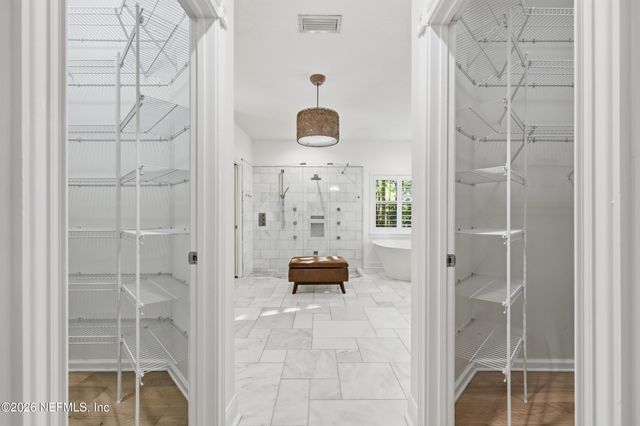 11802 MANDARIN Road, Jacksonville, FL 32223