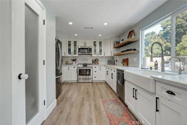 2353 Burnside Street, Simi Valley, CA 93065