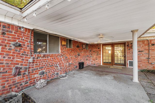 4557 Dee Lane, Haltom City, TX 76117