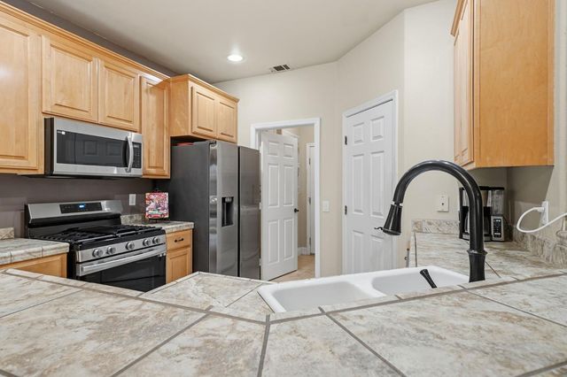 3109 Dunn Rd, Valley Springs, CA 95252