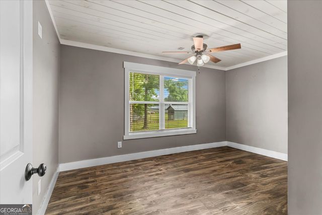 1005 Weber Rd, Crandall, GA 30711