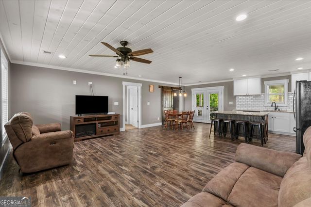 1005 Weber Rd, Crandall, GA 30711