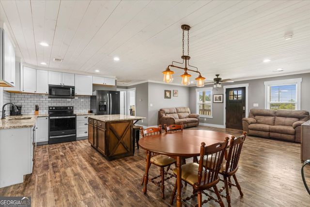 1005 Weber Rd, Crandall, GA 30711