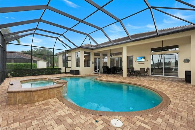3201 Brookeview CT, Naples, FL 34120