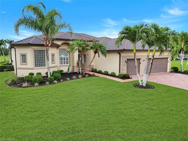 3201 Brookeview CT, Naples, FL 34120