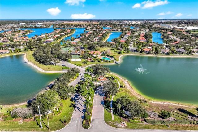 3201 Brookeview CT, Naples, FL 34120