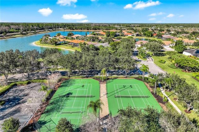 3201 Brookeview CT, Naples, FL 34120