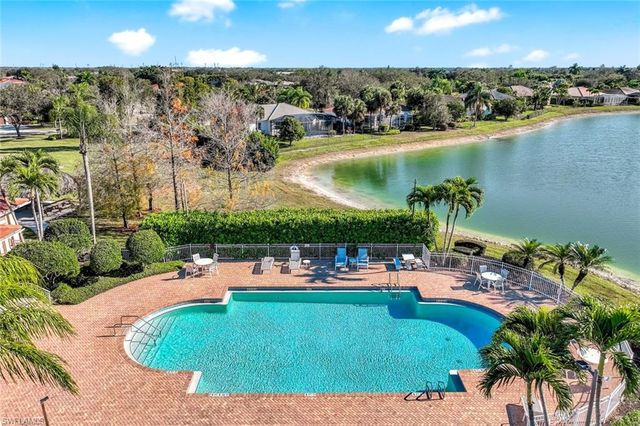 3201 Brookeview CT, Naples, FL 34120