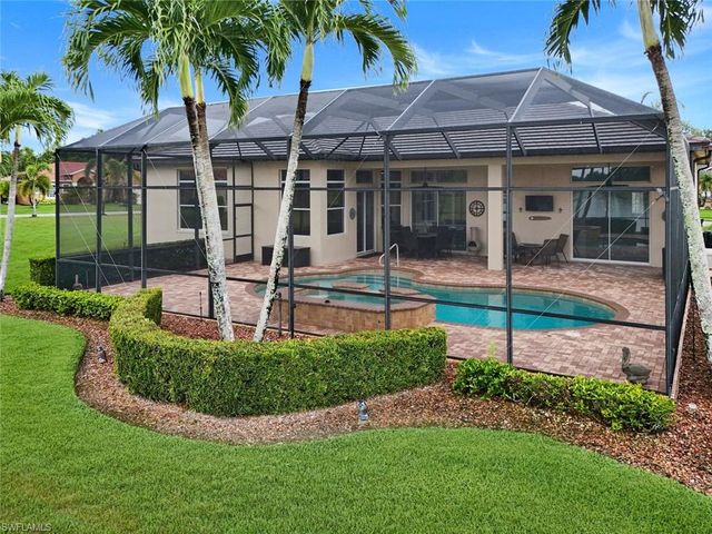 3201 Brookeview CT, Naples, FL 34120